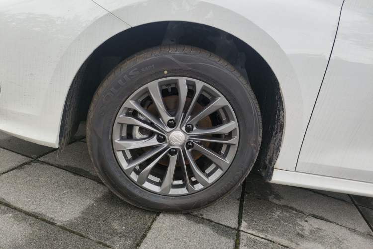 Used MG 5 2025 180 DVVT Global First Edition Left Front Wheel Hub