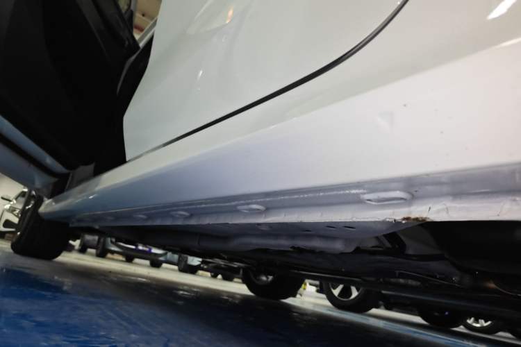Used MG 5 2025 180 DVVT Global Luxury Edition Left Side Sill