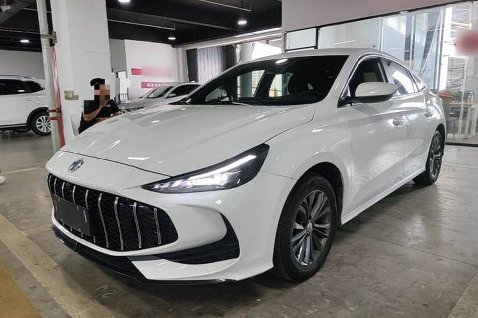 MG 5 2025