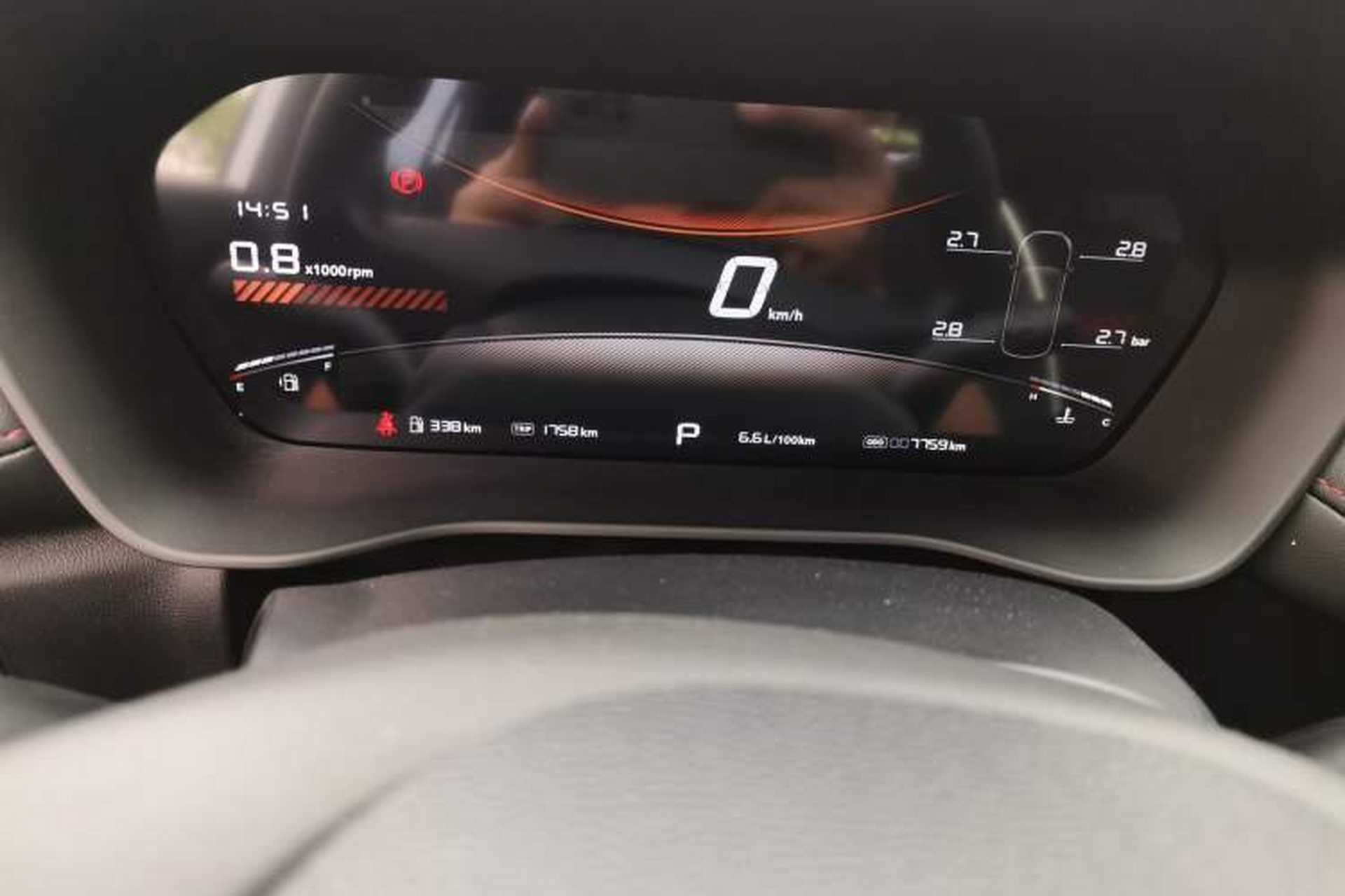 Used MG 5 2025 180 DVVT Global First Edition Odometer Close Up