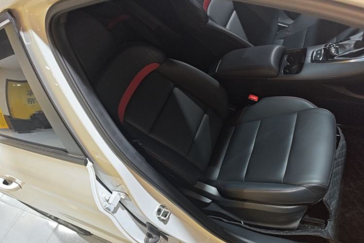 Used MG 5 2025 180 DVVT Global First Edition Right Front Seat