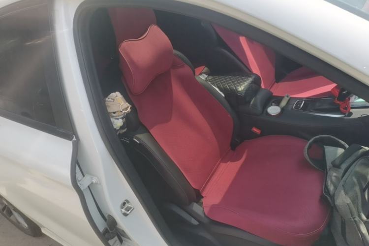 Used MG 5 2025 180 DVVT Global Luxury Edition Right Front Seat