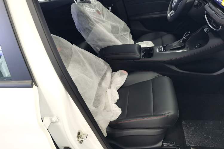 Used MG 5 2025 180 DVVT Global First Edition Right Front Seat