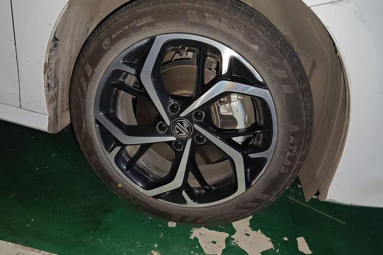 Used MG 5 2025 300TGI Global Flagship Edition Right Front Wheel Hub