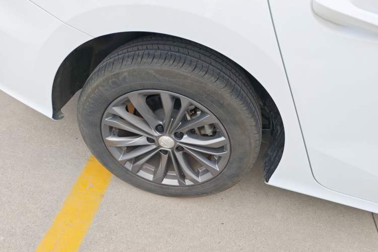 Used MG 5 2025 180 DVVT Global First Edition Right Rear Wheel Hub