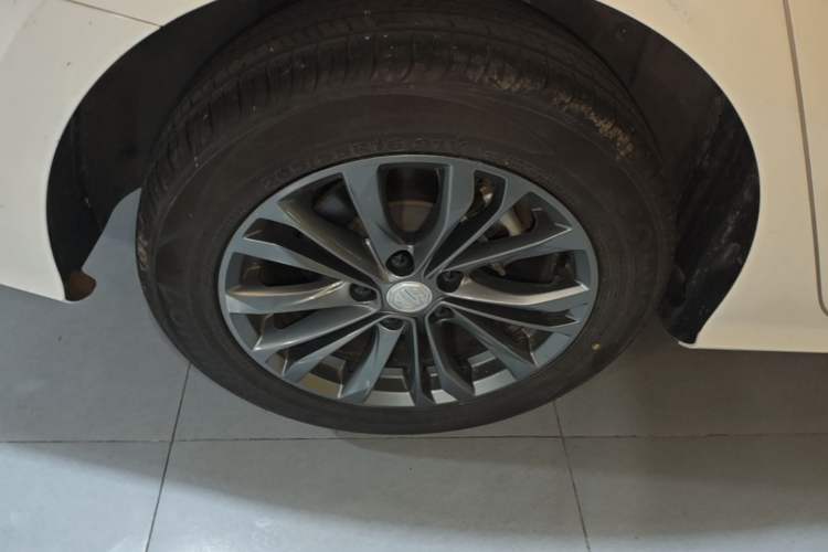 Used MG 5 2025 180 DVVT Global First Edition Right Rear Wheel Hub