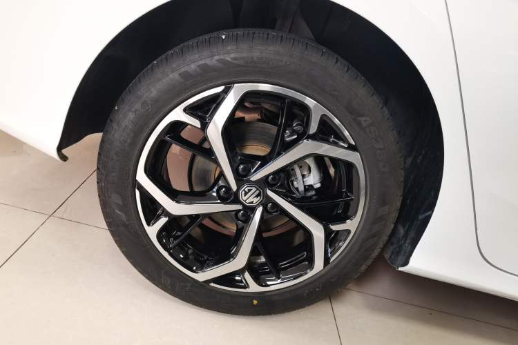 Used MG 5 2025 300TGI Global Flagship Edition Right Rear Wheel Hub