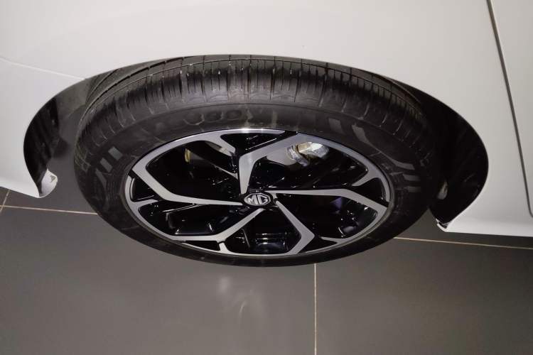 Used MG 5 2025 300TGI Global Flagship Edition Right Rear Wheel Hub