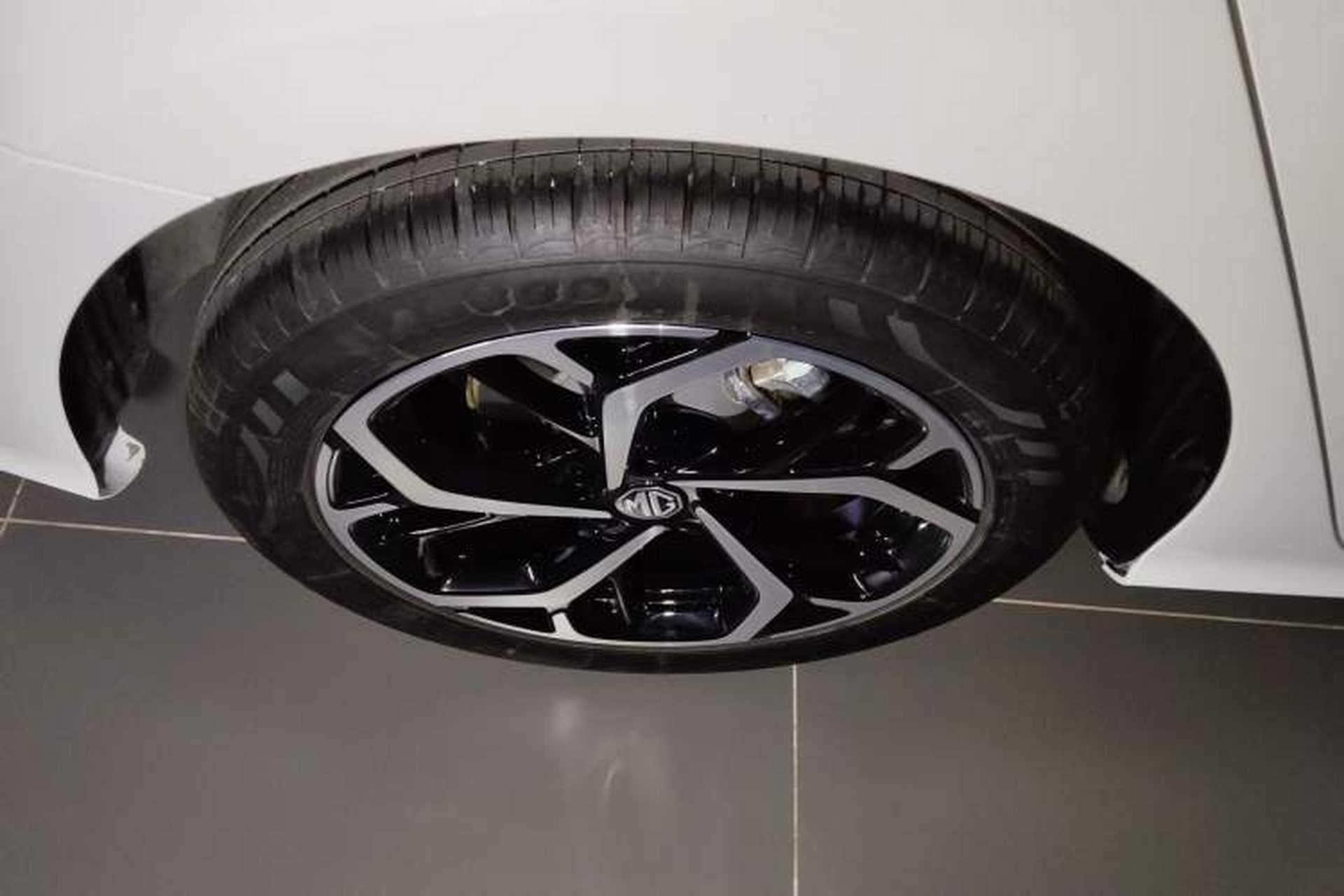 Used MG 5 2025 300TGI Global Flagship Edition Right Rear Wheel Hub