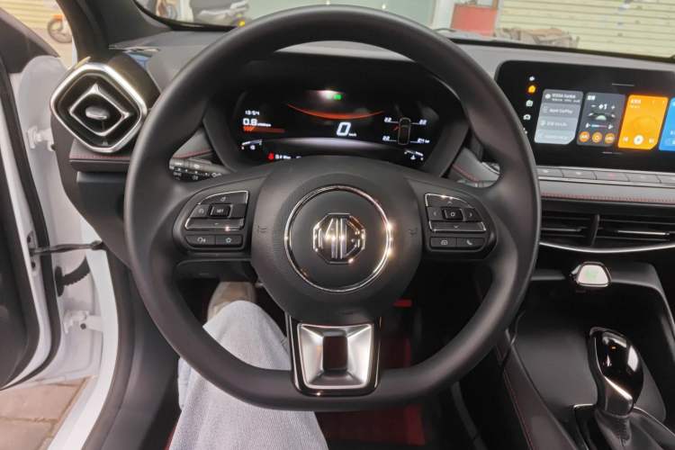 Used MG 5 2025 180 DVVT Global First Edition Steering Wheel