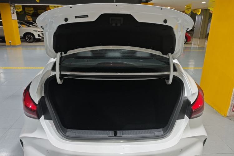Used MG 5 2025 180 DVVT Global First Edition Trunk