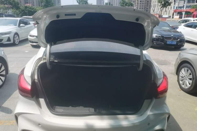 Used MG 5 2025 180 DVVT Global Luxury Edition Trunk