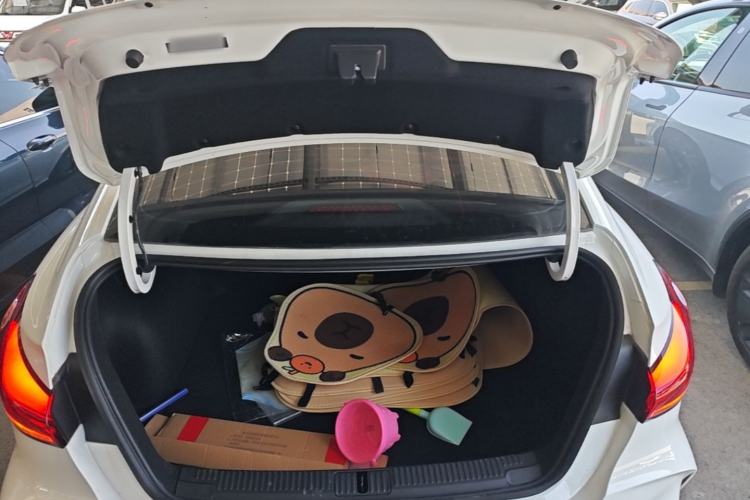 Used MG 5 2025 180 DVVT Global Luxury Edition Trunk