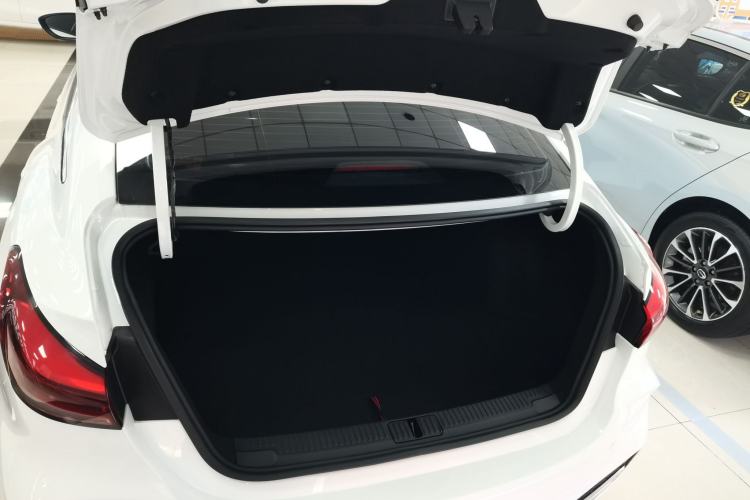 Used MG 5 2025 300TGI Global Flagship Edition Trunk