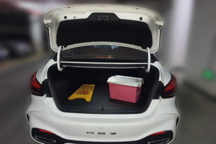 Used MG 5 2025 180 DVVT Global Luxury Edition Trunk