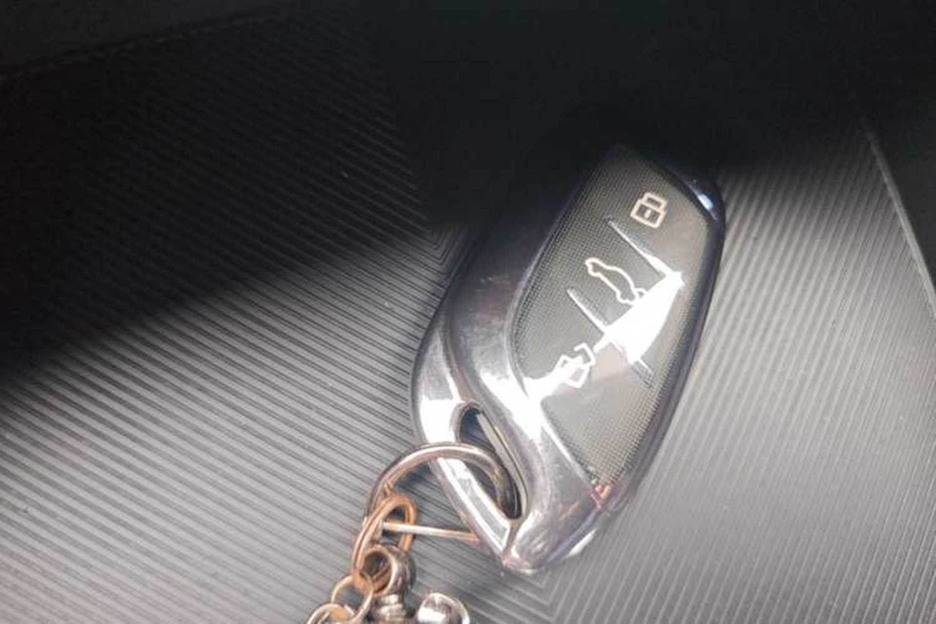 Used MG 5 2025 180 DVVT Global Luxury Edition Vehicle Key