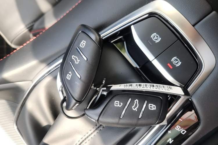 Used MG 5 2025 180 DVVT Global Luxury Edition Vehicle Key