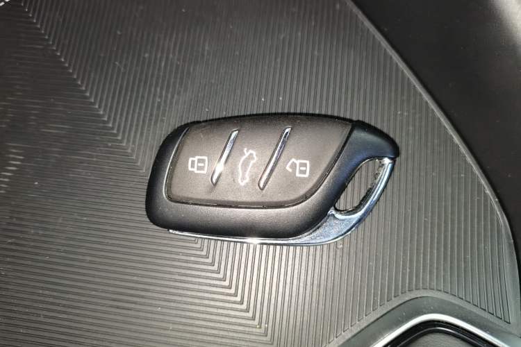 Used MG 5 2025 180 DVVT Global First Edition Vehicle Key