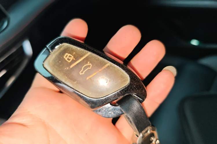 Used MG 5 2025 300TGI Global Flagship Edition Vehicle Key