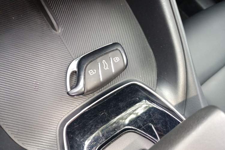 Used MG 5 2025 300TGI Global Flagship Edition Vehicle Key
