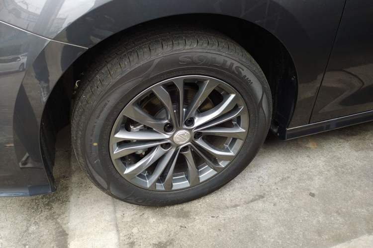 Used MG 5 2026 Model 180DVVT Global Luxury Edition Exterior 4