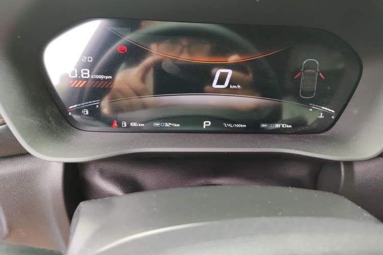 Used MG 5 2026 Model 300DVVT Global Flagship MAX Edition Odometer Close Up