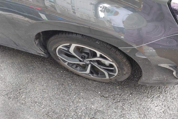 Used MG 5 2026 Model 300DVVT Global Flagship MAX Edition Right Front Wheel Hub