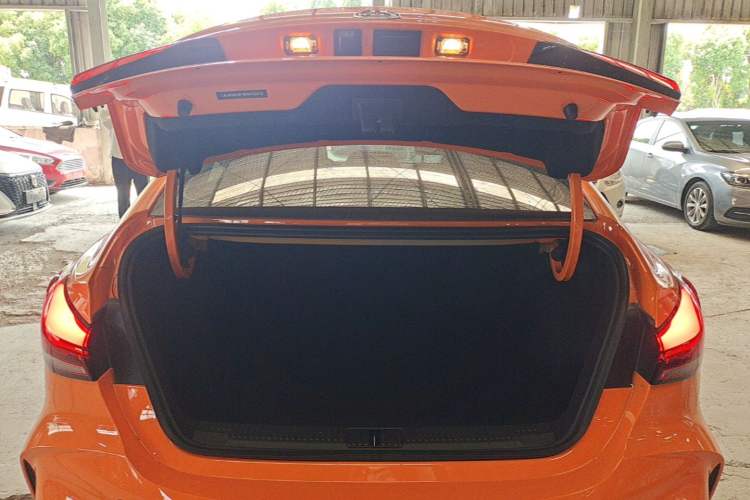 Used MG 5 2026 Model 300DVVT Global Flagship MAX Edition Trunk