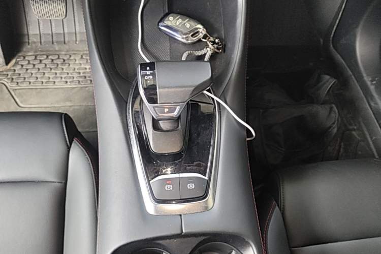 Used MG 5 2026 Model 300DVVT Global Flagship MAX Edition Gear Lever
