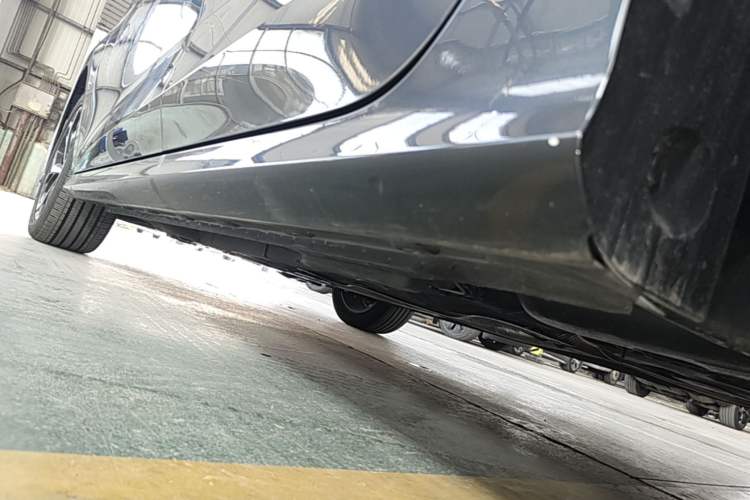 Used MG 5 2026 Model 300DVVT Global Flagship MAX Edition Left Side Sill