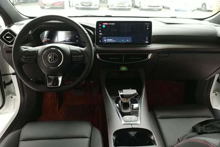 Used MG 5 2026 Model 300DVVT Global Flagship MAX Edition Center Console