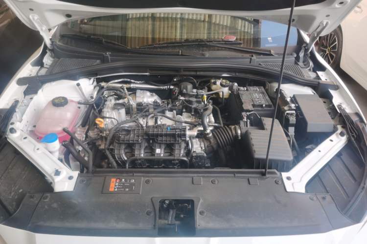 Used MG 5 2026 Model 180DVVT Global Early-Bird Edition Engine Bay