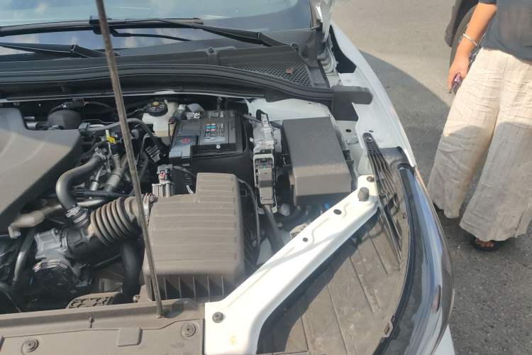 Used MG 5 2026 Model 180DVVT Global Luxury Edition Engine Bay Left