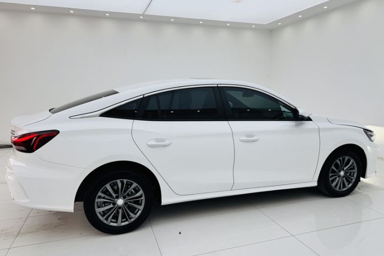 Used MG 5 2026 Model 180DVVT Global Luxury Edition Exterior 10