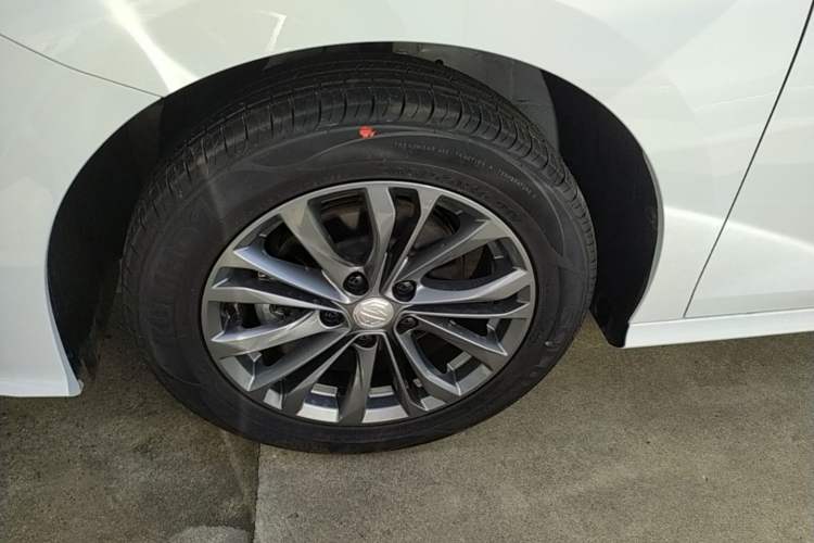 Used MG 5 2026 Model 180DVVT Global Luxury Edition Exterior 4