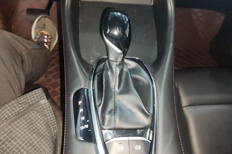 Used MG 5 2026 Model 180DVVT Global Luxury Edition Gear Lever
