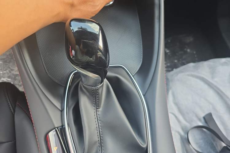 Used MG 5 2026 Model 180DVVT Global Luxury Edition Gear Lever