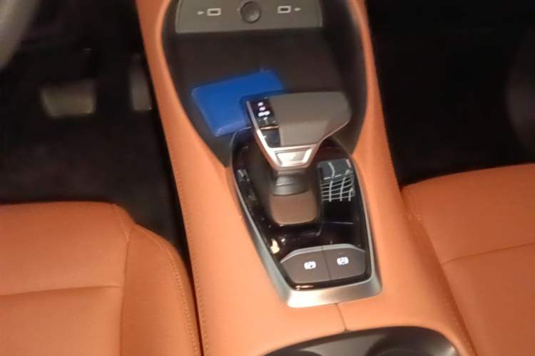 Used MG 5 2026 Model 300DVVT Global Flagship MAX Edition Gear Lever