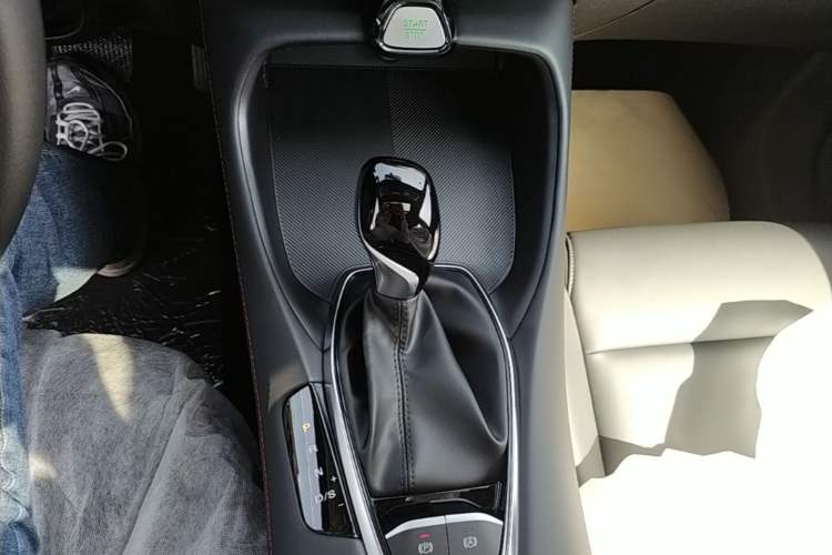 Used MG 5 2026 Model 180DVVT Global Luxury Edition Gear Lever