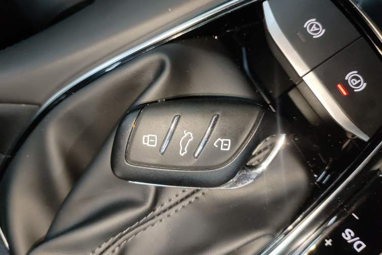 Used MG 5 2026 Model 180DVVT Global Luxury Edition Interior 1