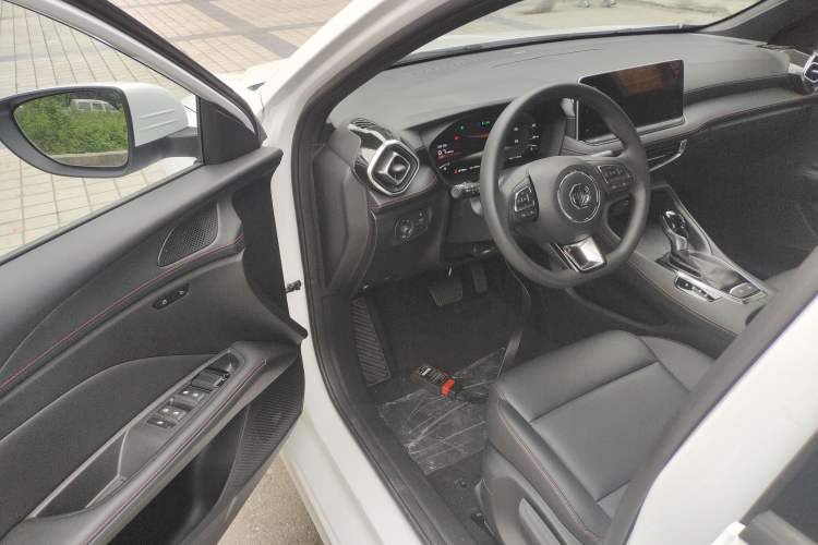 Used MG 5 2026 Model 180DVVT Global Luxury Edition Interior 3