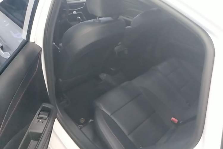 Used MG 5 2026 Model 180DVVT Global Early-Bird Edition Left Rear Seat