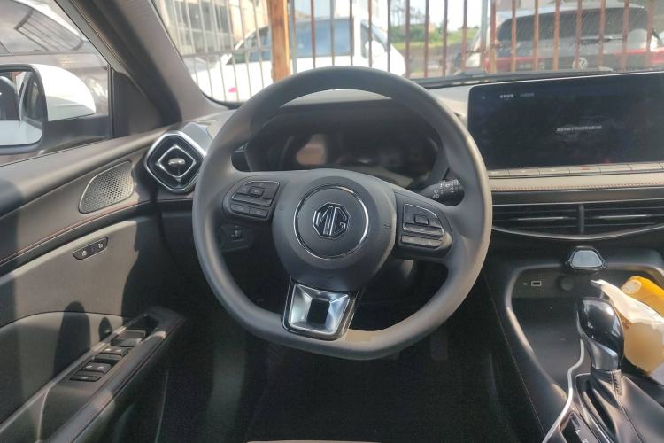 Used MG 5 2026 Model 180DVVT Global Luxury Edition Steering Wheel
