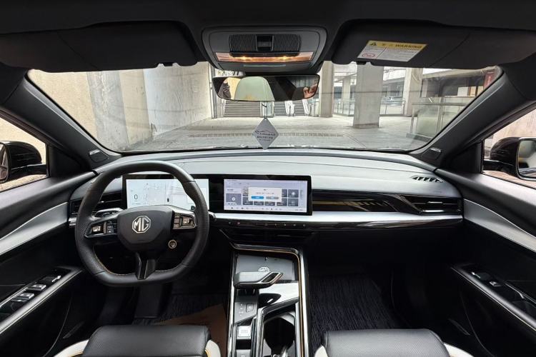 Used MG 5 Scorpio 2022 1.5T Trophy Sport Flagship Edition Interior 1