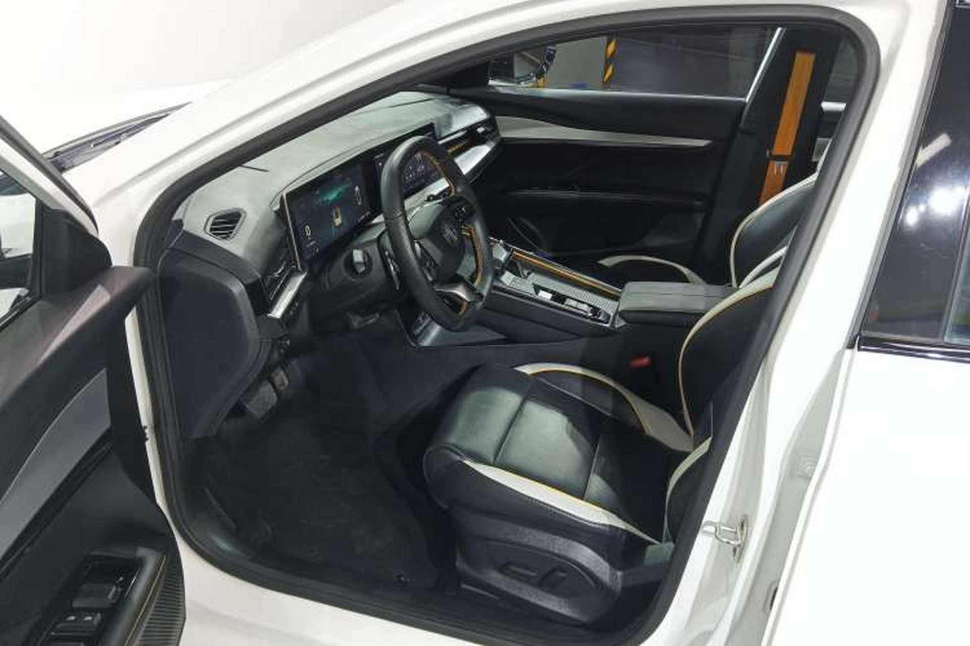 Used MG 5 Scorpio 2022 1.5T Trophy Sport Flagship Edition Left Front Seat