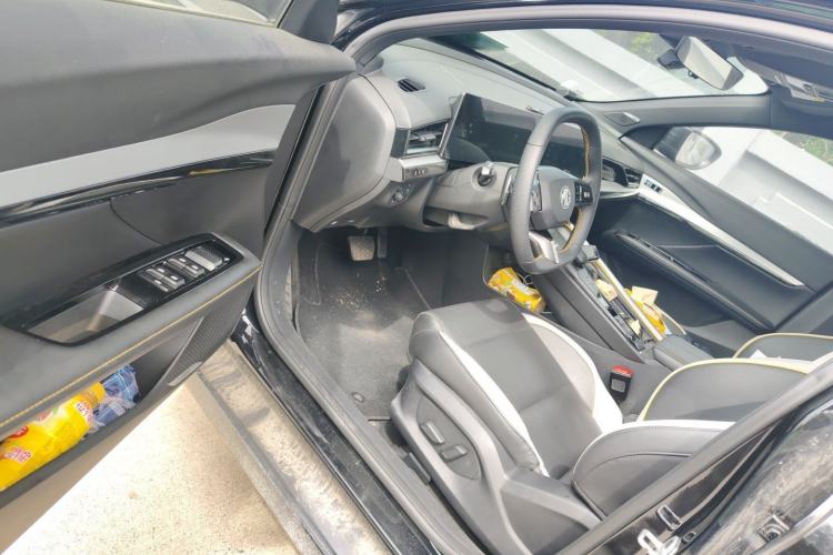 Used MG 5 Scorpio 2022 1.5T Trophy Sport Flagship Edition Driver Seat