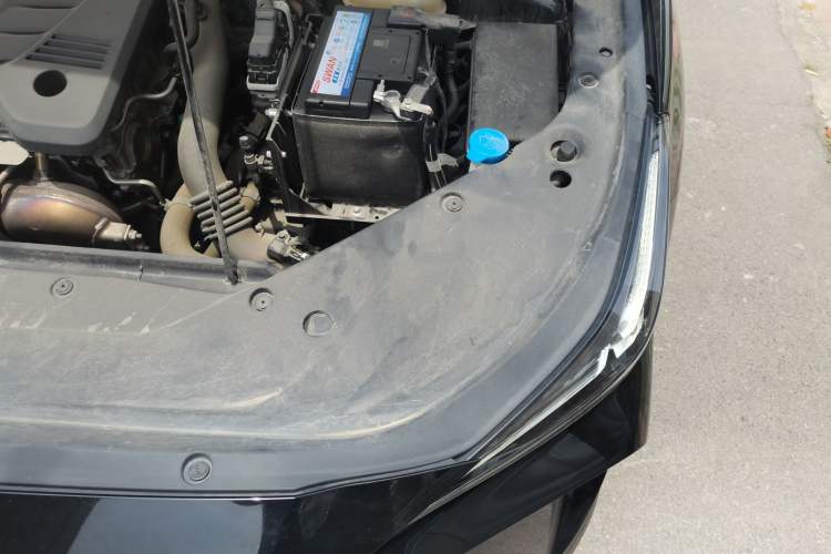 Used MG 5 Scorpio 2022 1.5T Luxury Edition Engine Bay Left