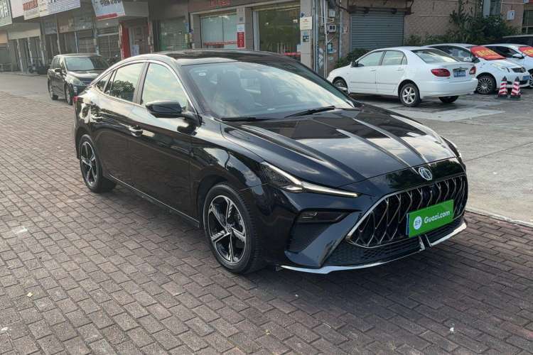 Used MG 5 Scorpio 2022 1.5T Luxury Edition Front Right 45 Deg