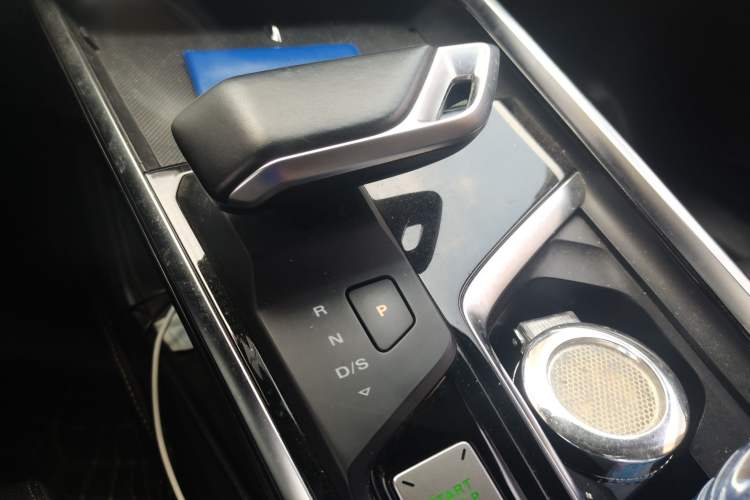 Used MG 5 Scorpio 2022 1.5T Luxury Edition Gear Lever