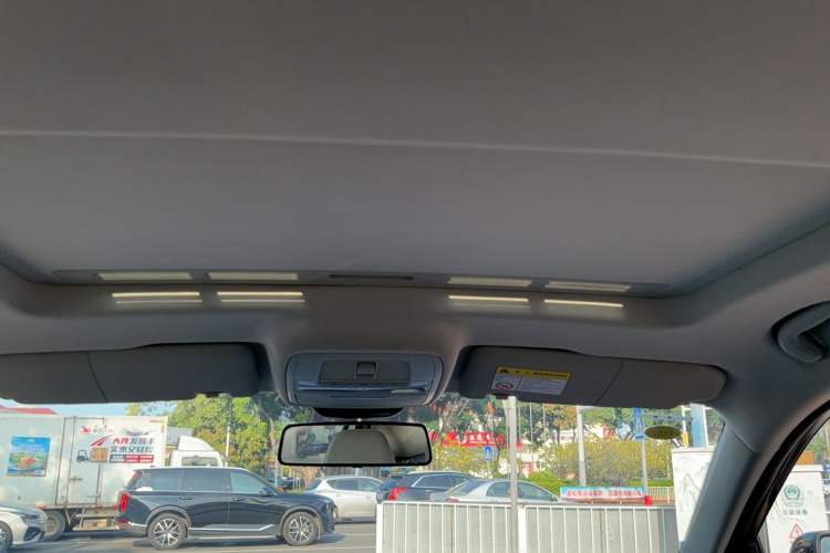 Used MG 5 Scorpio 2022 1.5T Luxury Edition Headliner